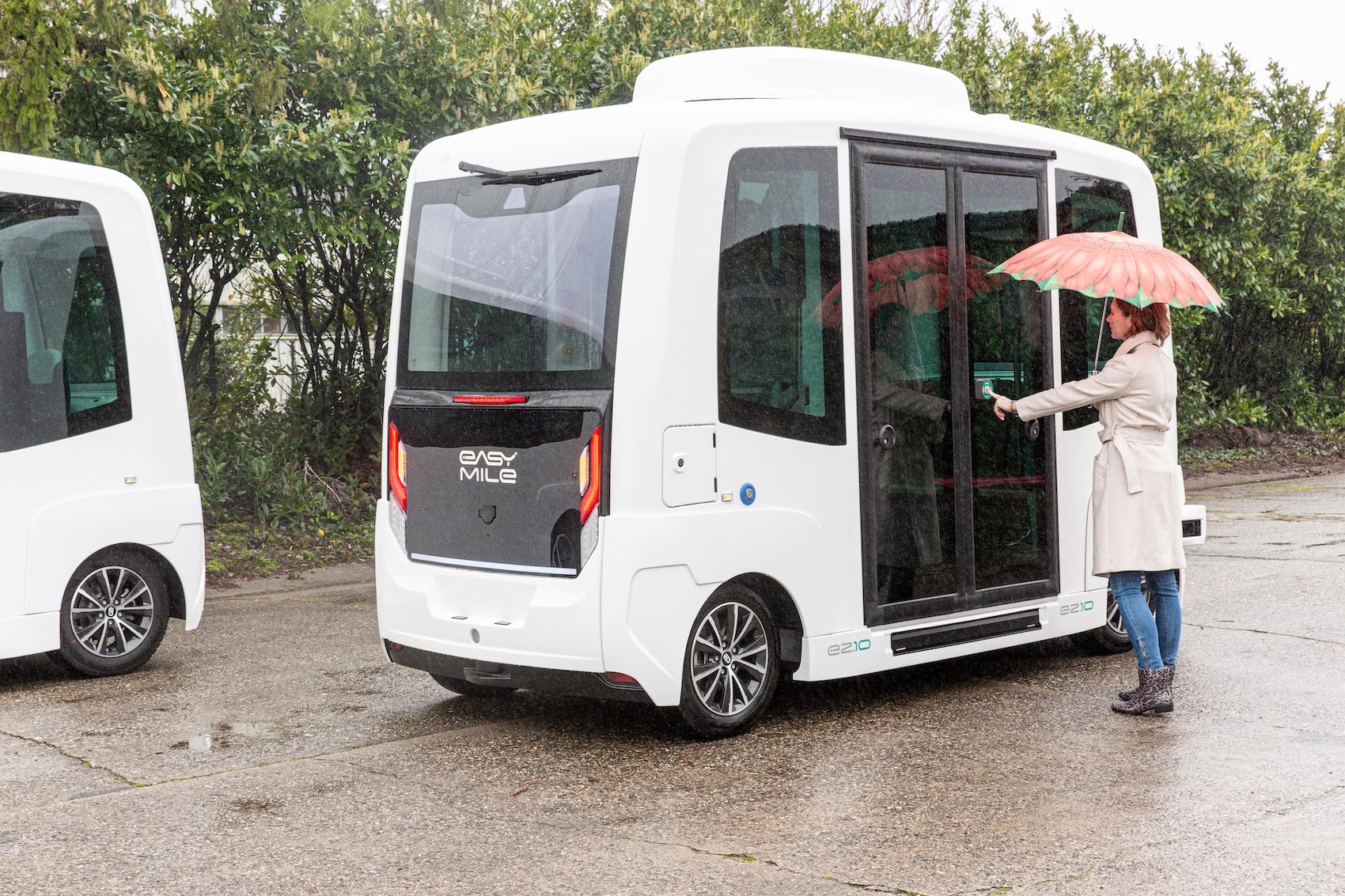 Germany Setting Benchmark For Urban Mobility With On Demand Autonomous Shuttle Fleet In Hamburg Area Easymile